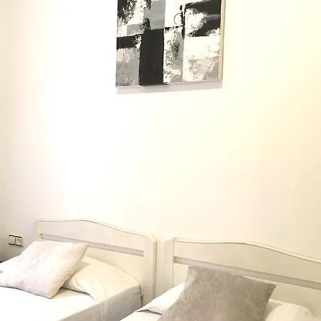 Hostel La Palmera Barcelona