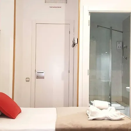 호스탈 라 팔메라 2*