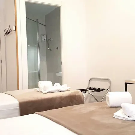 Pensión La Palmera 2*