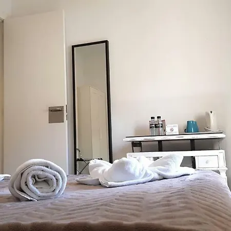 La Palmera Pensión 2*
