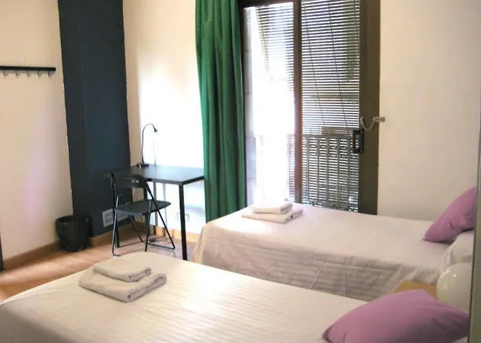 Guest house La Palmera 2*