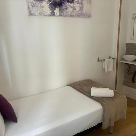 Pensionat La Palmera 2*