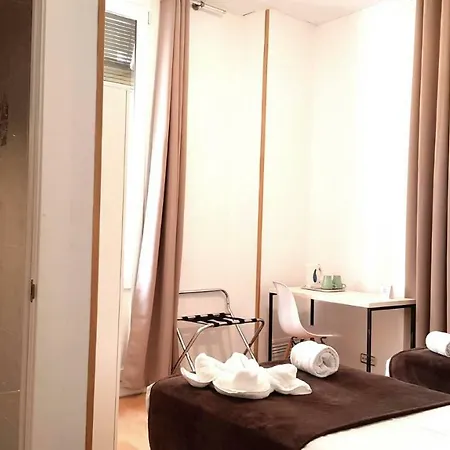La Palmera 2* Barcelona