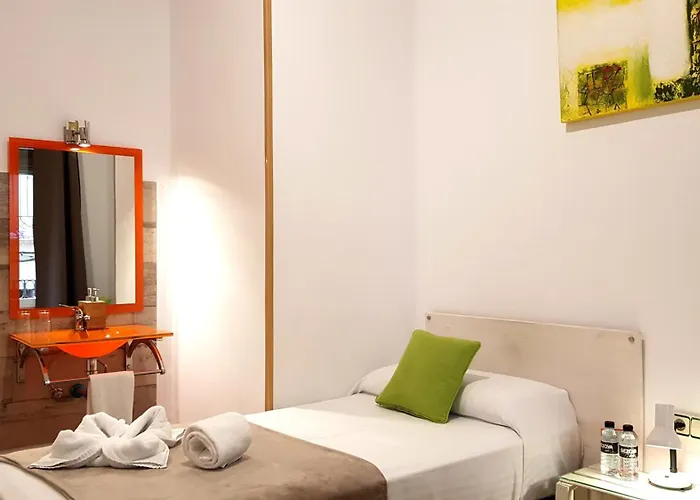 オスタル ラ パルメラ ゲストハウス バルセロナ