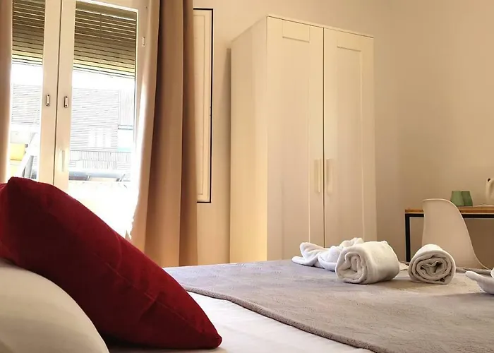 ゲストハウス オスタル ラ パルメラ 2*