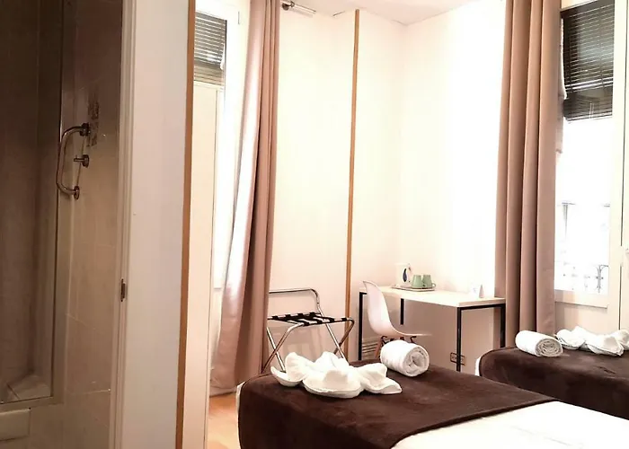 La Palmera 2* Barcelona